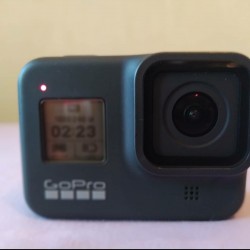 GoPro Hero8 Black kamera satılır.Çox az istifadə olunub.Əla