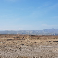 10 hektar yer satílír (1000 sot) Xizi rayonu Gilezide