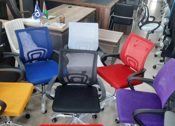 Ofis stolu Fabrik istehsalı Anbardan birbaşa satış Qiyməti