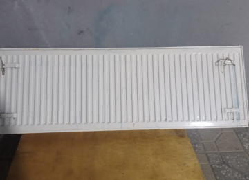 Panel radiator 1.50 sm qiymət 90 azn. Evdən satışdır.Ünvan