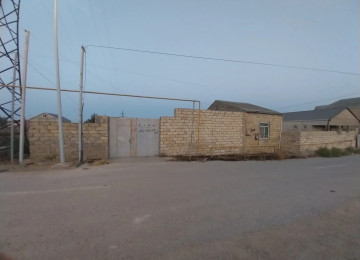 Kürdəxanı qəsəbəsi, bag evi. 2 otaqlı, mətbəx, hamam-tualet