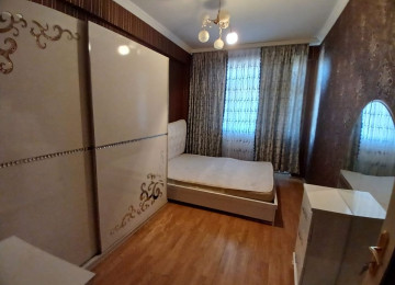 Xirdalan seheri AAAF parkda 6/4-cu mertebesinde sahesi 86