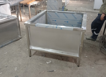 Yerli istehsalımız və ya xaricdən istəyə uyğun sifarişlərlə