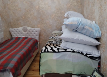 Xirdalan seheri Ugur marketin yaxinliqinda sahesi 80 kvm 3