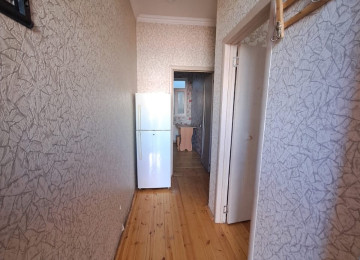 Xirdalan seheri 7 nomreli mektebin yaninda sahesi 50 kvm 2