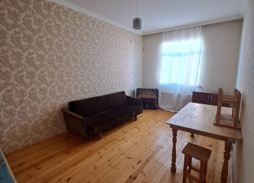 Xirdalan seheri 7 nomreli mektebin yaninda sahesi 50 kvm 2