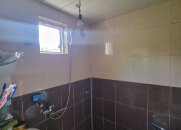 ZABRATIN TAM MERKEZINDE 3 OTAQLI EV SATILIR. Zabrat qes.81