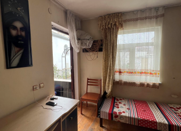 Ev sahibiyəm. Qara Qarayev m/s 15 dəq məsafədə olan həyət