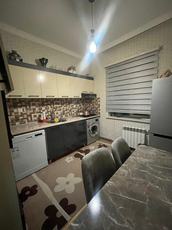 4 otaqlı həyət evi,120kvm Xırdalanda Təcili satılır! Xırdalan şəhərində 2 mərtəbəli kürsülü,4