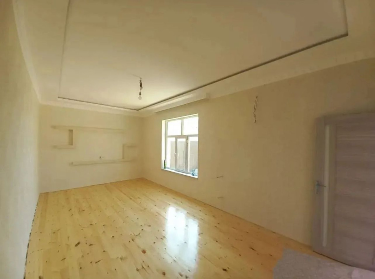 Ceyranbatanda həyət evi satılır Abşeron r. Ceyranbatan qəsəbəsi, 2N-li məktəbin yanında tam