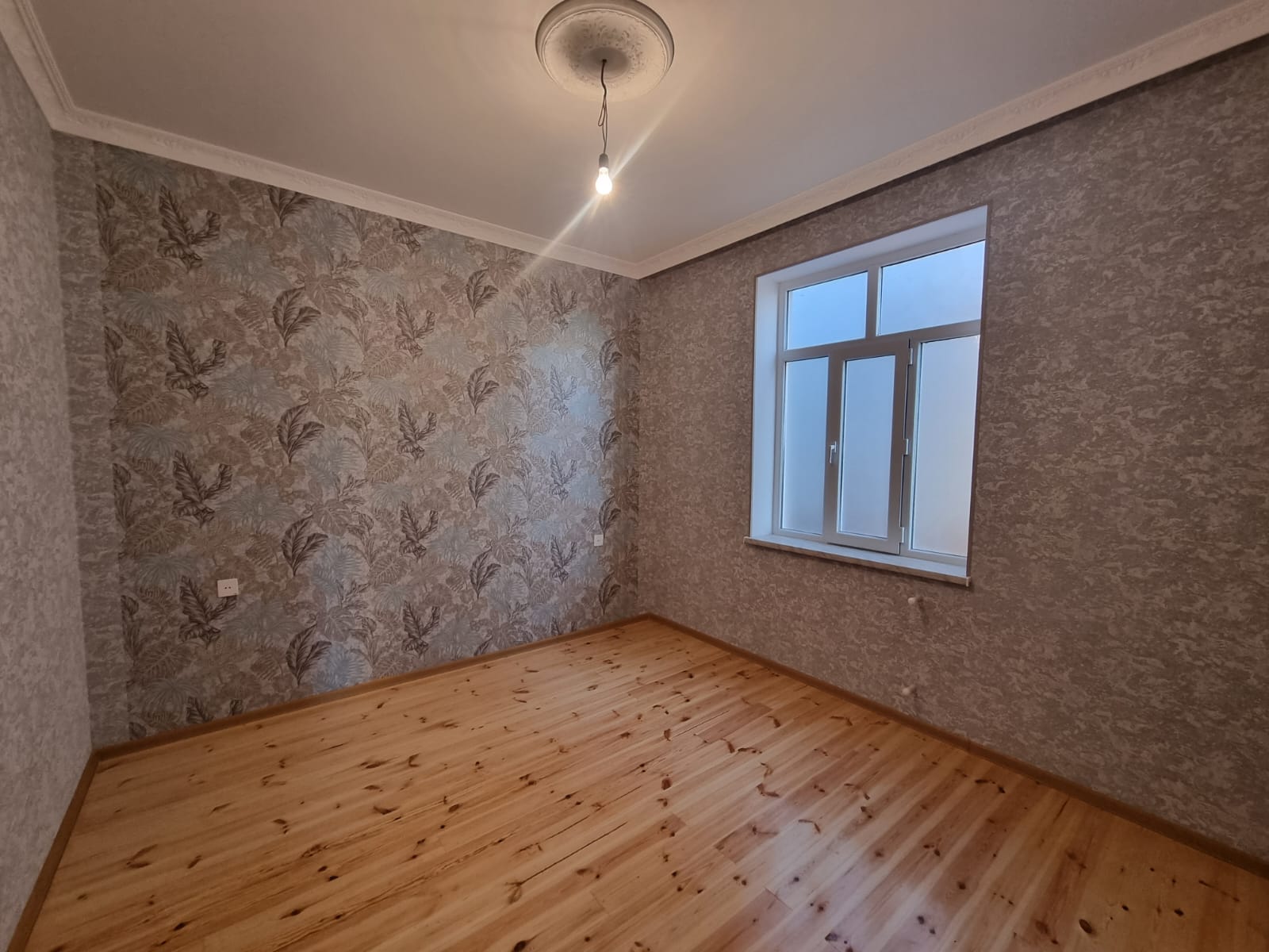 Zabrat Mehemmedli yolu esas yoldan 200 metr arali qosa