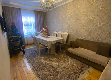 Xirdalan seheri AAAF parkda 2 mertebeli sahesi 130 kvm 4