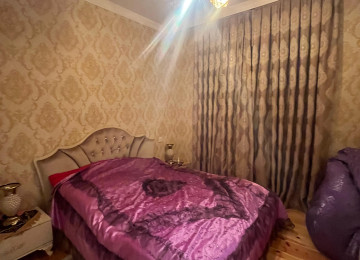 Təcili satılır! Xırdalan şəhərində 2 mərtəbəli kürsülü,4