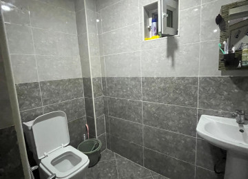 Təcili satılır! Xırdalan şəhərində 2 mərtəbəli kürsülü,4