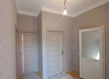 Abşeron r. Ceyranbatan qəsəbəsi, 2N-li məktəbin yanında tam