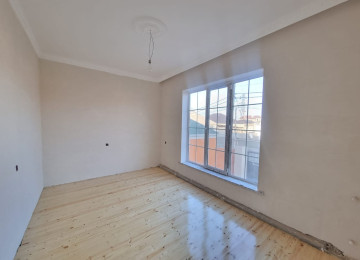 Zabrat qes.307 sayli mektebe yaxin,qapiya qeder asfaltli, 3