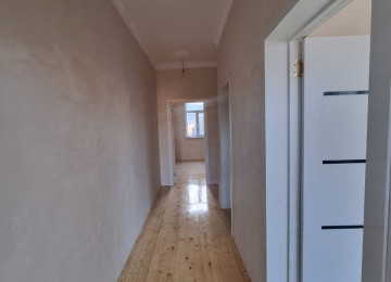 Zabrat qes.307 sayli mektebe yaxin,qapiya qeder asfaltli, 3