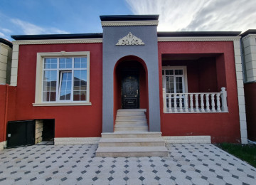 Zabrat qesebesinde QAİ arxa yolunda,paliklinikaya yaxin,FF