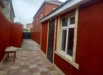 Zabrat qes.Ats yolu 2 sotda 65 kvm.sahesi olan 2 otaqli ev