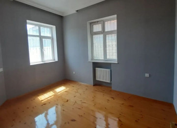 TƏCİLİ SATILIR!!! Bakı şəhəri Ramana qəsəbəsində tam