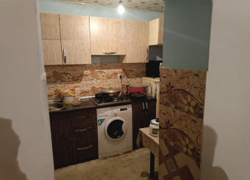 Bine qesebesinde Uğur marketə yaxın yola marşuruta az