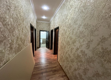 Hövsan qesebesinde Adem market yaninda yola yaxin yerde