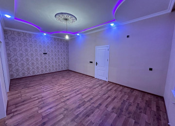 Hövsan qesebesinde Adem market yaninda yola yaxin yerde