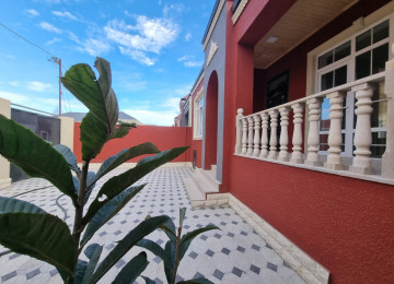 Zabrat 1qesebesinde QAI arxa yolunda paliklinikaya yaxin