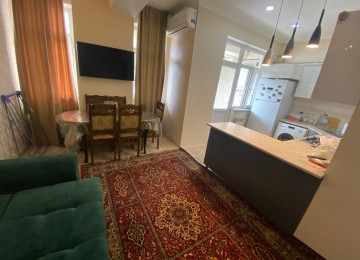 Çox təcili satılır. Zərifə parkının yanı Üzeyir şadlıq