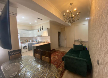 Çox təcili satılır. Zərifə parkının yanı Üzeyir şadlıq