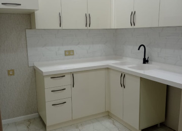 28 May, Azadlıq pr.86 ünvanında tikilmiş 16 mərtəbəli yeni