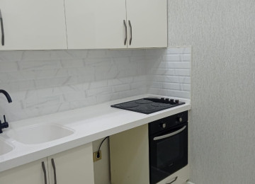 28 May, Azadlıq pr.86 ünvanında tikilmiş 16 mərtəbəli yeni