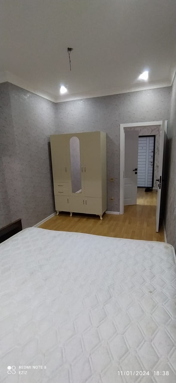 Ev Xirdalan Heyder Eliyev parkinin yaninda yerlewir,qiymet