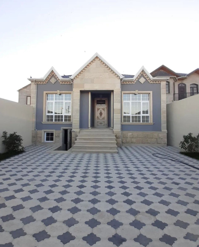 Ceyranbatanda həyət evi satılır Təcili Abşeron r. Ceyranbatan qəsəbəsində, ARAZ marketin