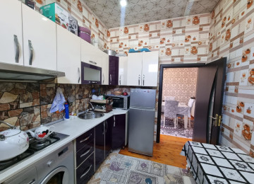 Zabrat 1 qesebesinde paliklinika yaninda FF market yolunda