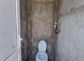 Zabrat 1 qesebesinde paliklinika yaninda FF market yolunda