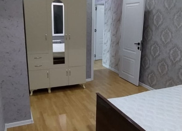 Ev Xirdalan Heyder Eliyev parkinin yaninda yerlewir,qiymet