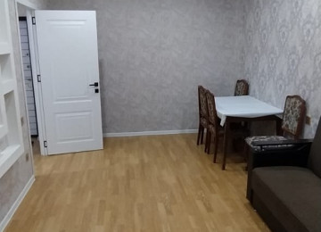 Ev Xirdalan Heyder Eliyev parkinin yaninda yerlewir,qiymet