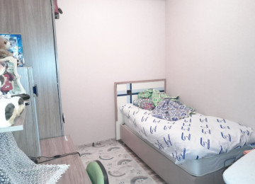 Nəsimi rayonu 28 may metrosunun yanı .Yenicə tikilmiş 16