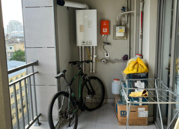 Nəsimi rayonu 28 may metrosunun yanı .Yenicə tikilmiş 16