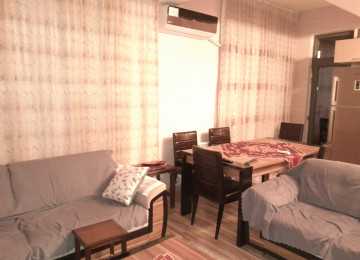 Nəsimi rayonu 28 may metrosunun yanı .Yenicə tikilmiş 16