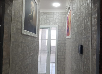 Xirdan seheri 4 nomreli mektebin yaninda 8/8-ci