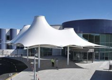 qubbe tipli tentin quraşdırılması, sabit qubbe tent. Muasir