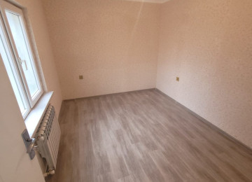 Xirdalan seheri Su idaresinin yaninda sahesi 65 kvm 2