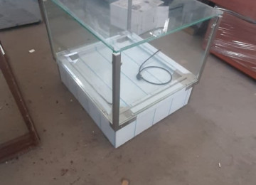 Yerli istehsalımız və ya xaricdən istəyə uyğun sifarişlərlə