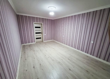 Qara Qarayev metrosuna 1 dəqiqəlik piyada məsafədə . Abad