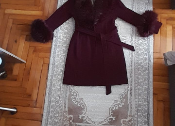 Qadin paltosu satilir Bircə dəfə geyilib təzə kimidir Real