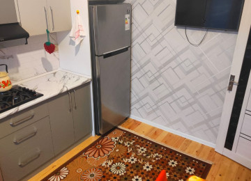 YASAYISLI EV BEZI ESYSLARLA SATILIR!Sabuncu rayonu Zabrat