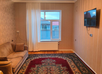 YASAYISLI EV BEZI ESYSLARLA SATILIR!Sabuncu rayonu Zabrat