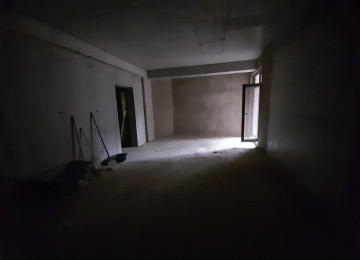 Şəhərin mərkəzində 28 may metrosunun yanında yeni tikilmiş